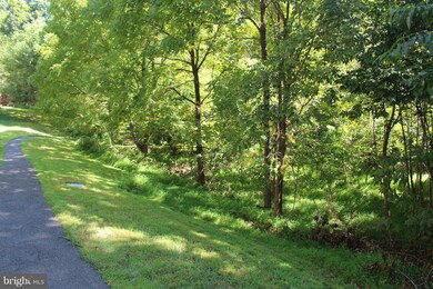 12019 Winding Creek Way, Germantown, MD 20874 - photo 4