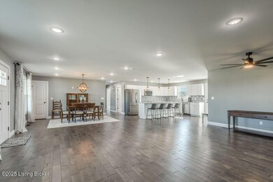 1588 Sanders Rd, Campbellsville, KY 42718 - photo 6