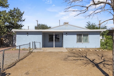 325 Rhode Island St NE, Albuquerque, NM 87108 - photo 2