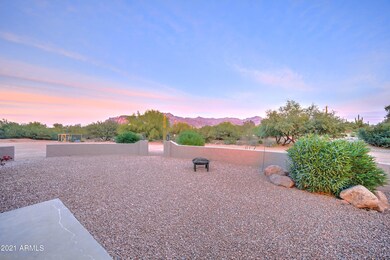 1912 S Val Vista Rd-33