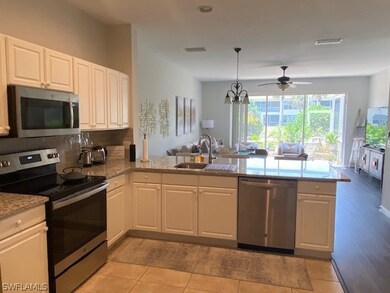 964 Hampton Cir unit 79, Naples, FL 34105 - photo 6