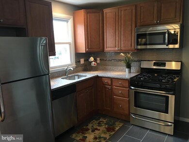 17 Parkwind Ct, Parkville, MD 21234 - photo 7