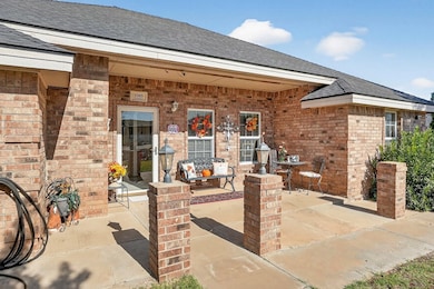 1303 Lynn Ave, Midland, TX 79705 - photo 3