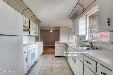 4255 Fowler Rd, Jacksonville, FL 32210 - photo 4