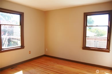 2213 NW 65th St, Seattle, WA 98117 - photo 7