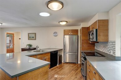 9811 243rd Place SW, Edmonds, WA 98020 - photo 6