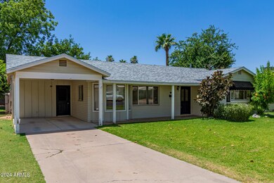 4128 N 46th Place, Phoenix, AZ 85018 - photo 2