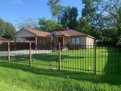 7303 Apache St, Houston, TX 77028 - photo 3