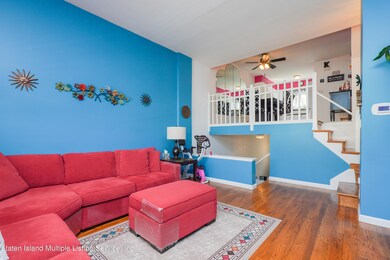723 Correll Ave, Staten Island, NY 10309 - photo 5