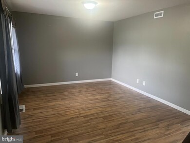 39 Fairmount Dr, Willingboro, NJ 08046 - photo 4