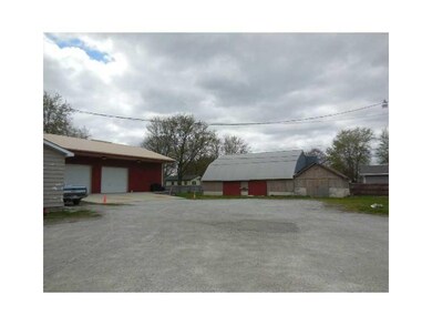 740 Ash St, Tipton, IN 46072 - photo 2