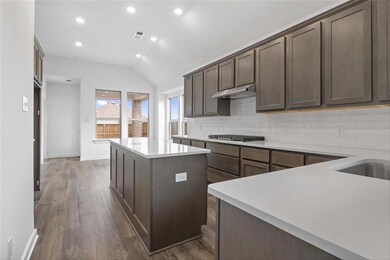 3911 Southbend Ct, Denison, TX 75020 - photo 4