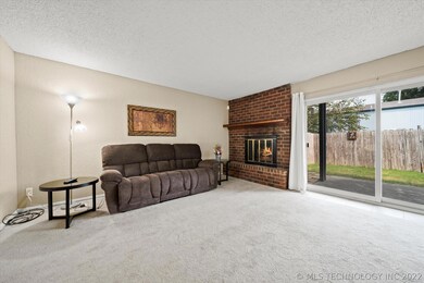 7015 E 33rd St unit 14, Tulsa, OK 74145 - photo 6