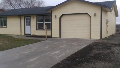 605 E Selway Dr, Homedale, ID 83628 - photo 3