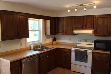 15 Melissa Dr, Pembroke, NH 03275 - photo 5