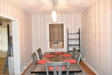 Dining 2