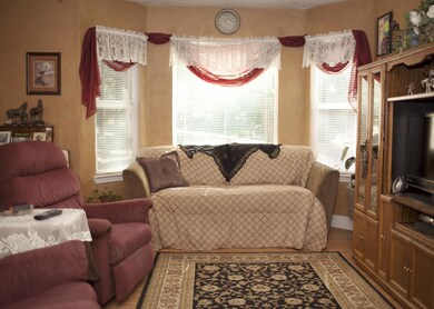 Guest Quarters5