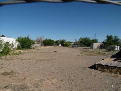 545 East Rd, El Paso, TX 79915 - photo 2