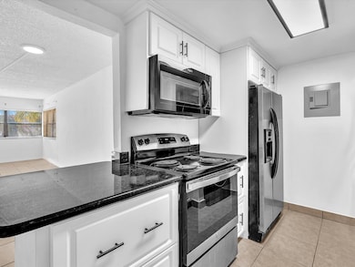 220 Lakeview Dr unit 210, Weston, FL 33326 - photo 7