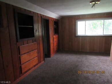 Bedrroom at top of stairs Lots of built ins and la