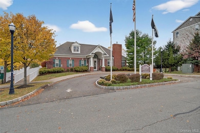 1404 Hawthorn Way, New Windsor, NY 12553 - photo 5