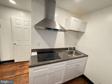 412 Center Ave unit 1, Runnemede, NJ 08078 - photo 4