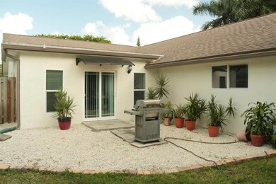 22679 Pickerel Cir, Boca Raton, FL 33428 - photo 4