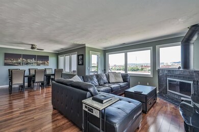 006-Living-Room