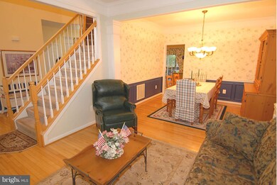 12907 Mccubbin Ln, Germantown, MD 20874 - photo 4