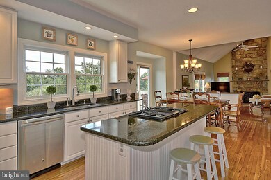 14609 Cervantes Ave, Germantown, MD 20874 - photo 5