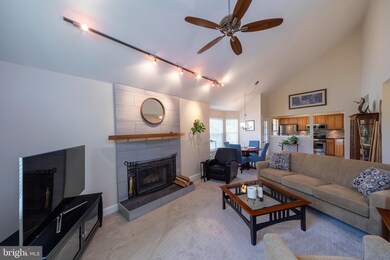 39 Powell Ct, Hightstown, NJ 08520 - photo 7