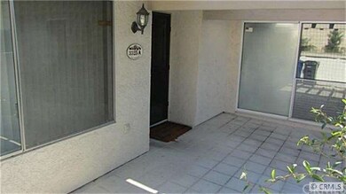 Private front patio.