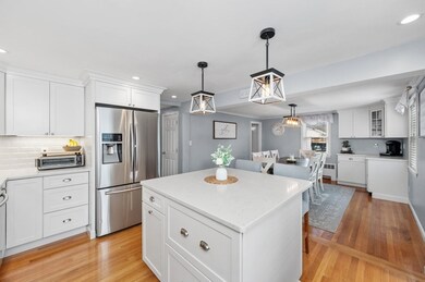 10 Shade St, Waltham, MA 02452 - photo 4