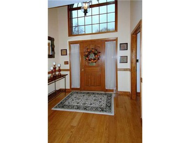 Entry/Foyer.