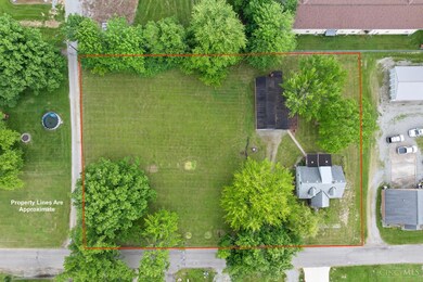 221 S Vine St, Blanchester, OH 45107 - photo 2