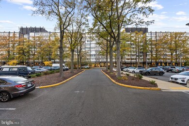 River Park unit N108, Washington, DC 20024 - photo 2