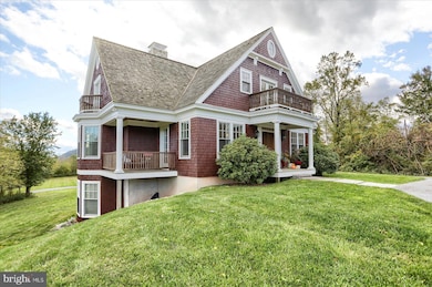 320 Fishing Creek Valley Rd, Harrisburg, PA 17112 - photo 2