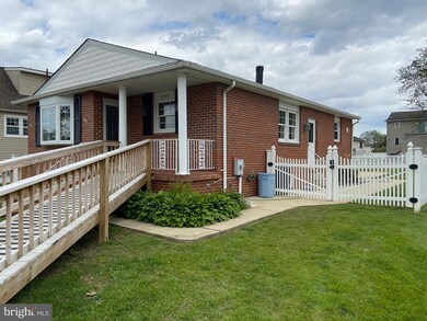 2127 Maple Rd, Sparrows Point, MD 21219 - photo 2