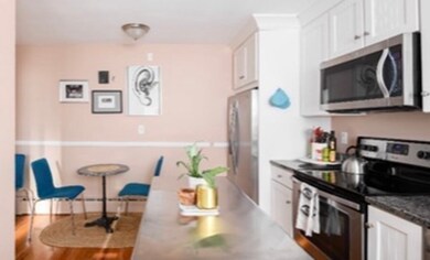 18 Chickatabot Rd unit 2, Quincy, MA 02169 - photo 3