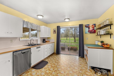 219 Blake Rd, Toledo, WA 98591 - photo 7