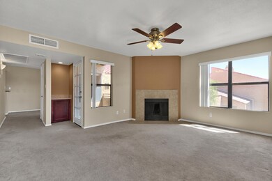 FIREPLACE FOCAL POINT