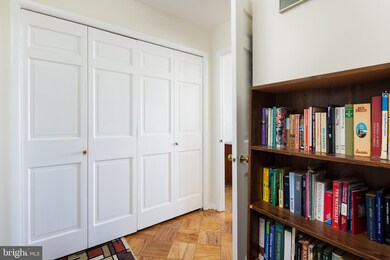 Watergate West Residences unit 905, Washington, DC 20037 - photo 7