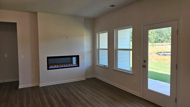 410 Nottely Dr, Temple, GA 30179 - photo 2