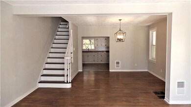 38 Dowell St, Slatington, PA 18080 - photo 3