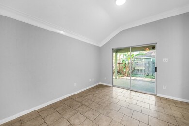 4037 Lelia St, Houston, TX 77026 - photo 7