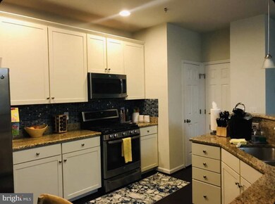 25241 Orchard View Terrace unit 6A3, Chantilly, VA 20152 - photo 4