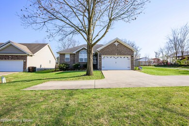 5916 E Manslick Rd, Louisville, KY 40219 - photo 7