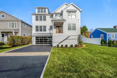 3940 sq ft, 5 bedrooms, 5 1/2 bathrooms, 2 mudrooms