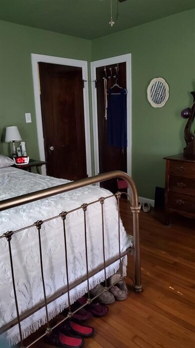 223 E Cowing Dr, Muncie, IN 47303 - photo 7