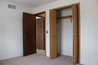 2621 Rainbow Dr, Plover, WI 54467 - photo 4